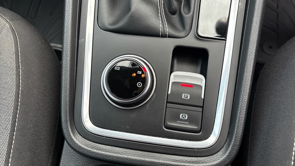 SEAT Ateca 1.5 TSI EVO SE Technology 5dr DSG Petrol Estate - Image 35