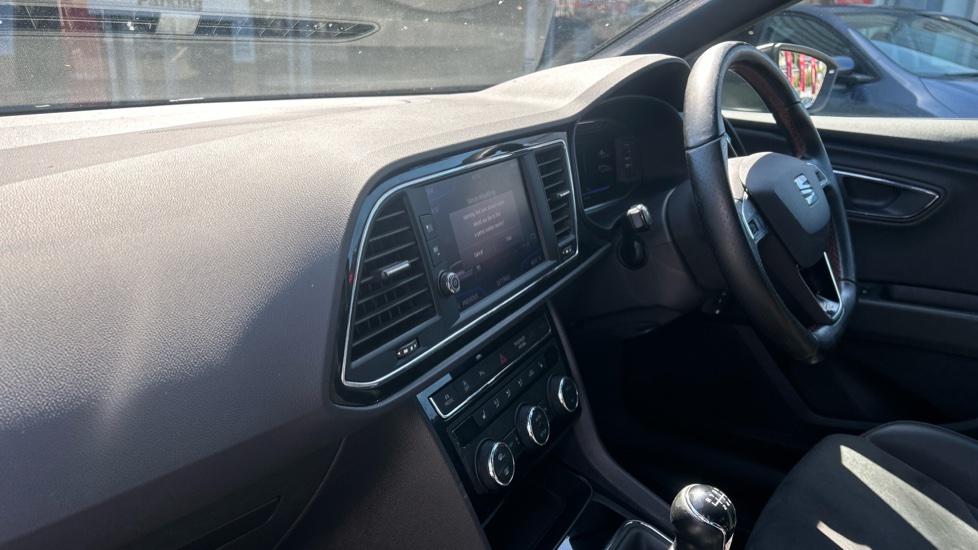 SEAT Leon 1.5 TSI EVO FR Black Edition [EZ] 5dr Petrol Hatchback - Image 9