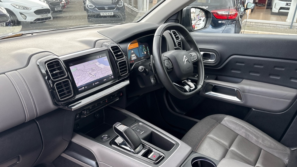Citroen C5 Aircross 1.6 Plug-in Hybrid 225 Shine Plus 5dr e-EAT8 Hatchback - Image 9