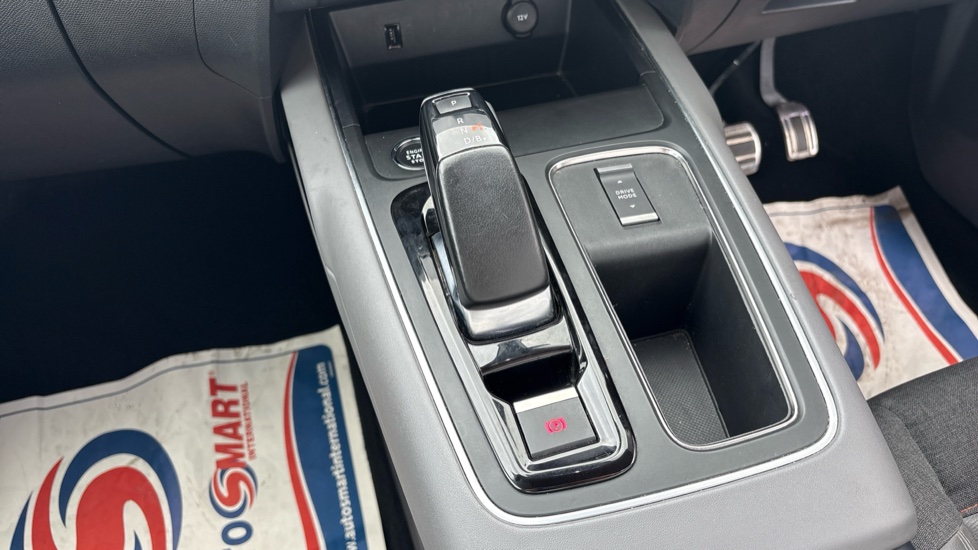 Citroen C5 Aircross 1.6 Plug-in Hybrid 225 Shine Plus 5dr e-EAT8 Hatchback - Image 13