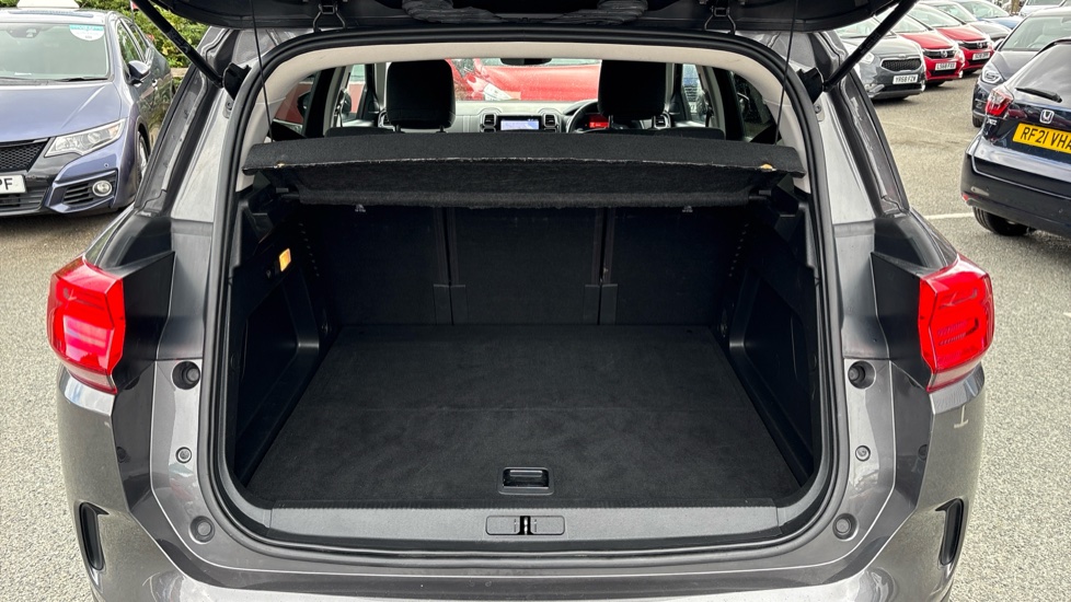Citroen C5 Aircross 1.6 Plug-in Hybrid 225 Shine Plus 5dr e-EAT8 Hatchback - Image 27