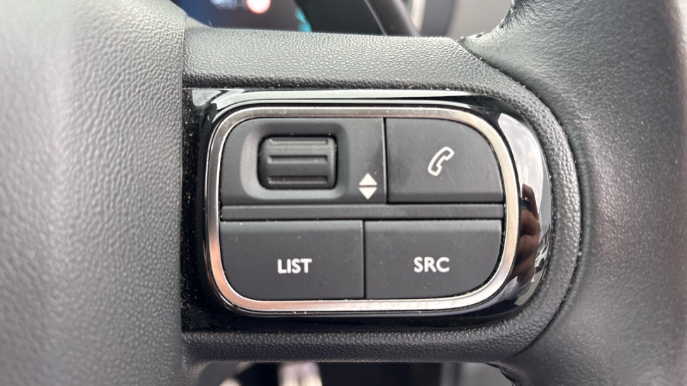 Citroen C5 Aircross 1.6 Plug-in Hybrid 225 Shine Plus 5dr e-EAT8 Hatchback - Image 34