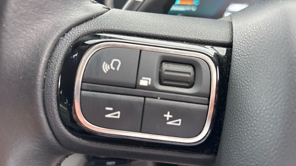 Citroen C5 Aircross 1.6 Plug-in Hybrid 225 Shine Plus 5dr e-EAT8 Hatchback - Image 35