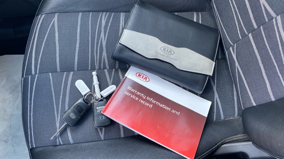 Kia Venga 1.6 3 5dr Auto [6] Petrol Hatchback - Image 19