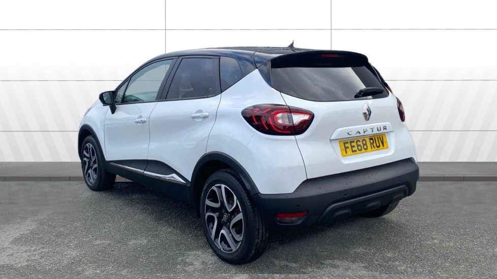 Renault Captur 0.9 TCE 90 Iconic 5dr Petrol Hatchback - Image 2