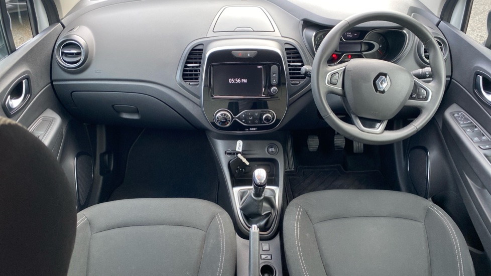 Renault Captur 0.9 TCE 90 Iconic 5dr Petrol Hatchback - Image 10
