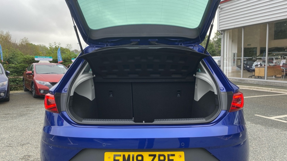 SEAT Leon 1.5 TSI EVO FR [EZ] 5dr Petrol Hatchback - Image 4