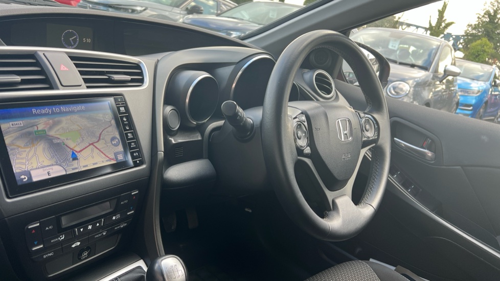 Honda Civic 1.4 i-VTEC SE Plus 5dr [Nav] Petrol Hatchback - Image 11