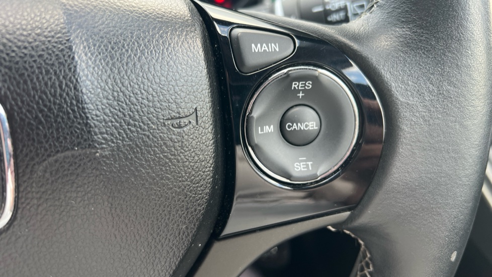 Honda Civic 1.4 i-VTEC SE Plus 5dr [Nav] Petrol Hatchback - Image 27