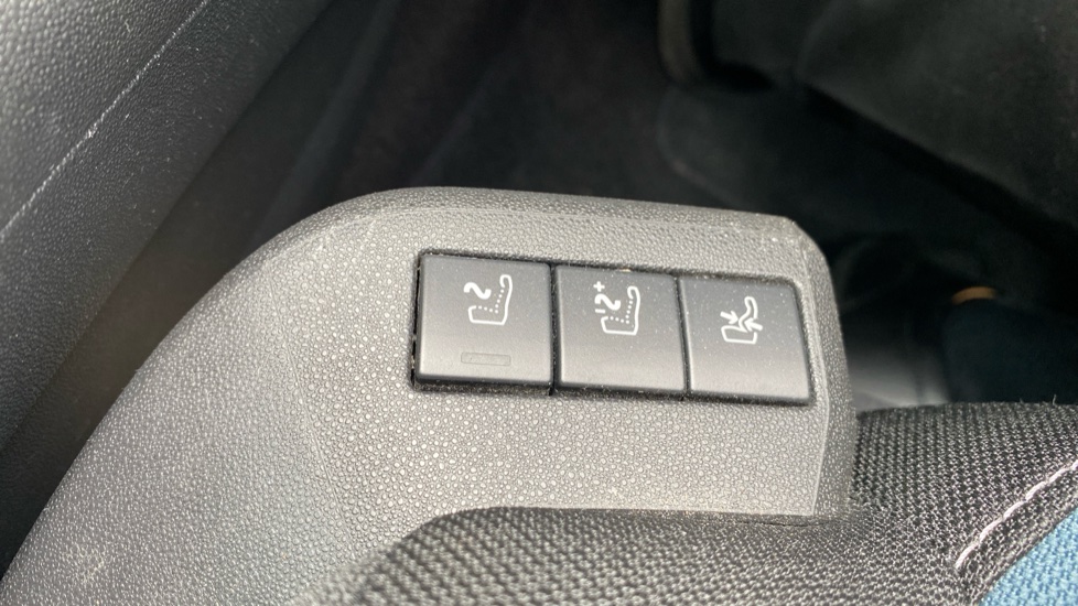 Citroen C4 Picasso 1.2 PureTech Feel 5dr Petrol Estate - Image 22