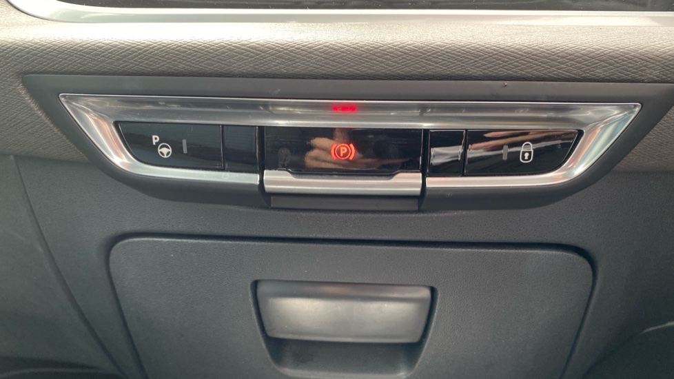 Citroen C4 Picasso 1.2 PureTech Feel 5dr Petrol Estate - Image 23