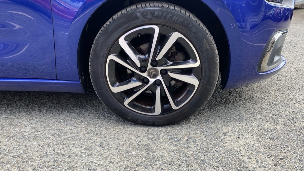 Citroen C4 Picasso 1.2 PureTech Feel 5dr Petrol Estate - Image 33