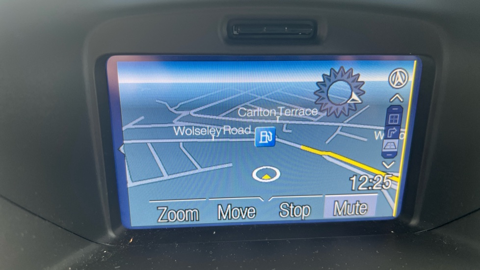 Ford Fiesta 1.25 82 Zetec 5dr Petrol Hatchback - Image 12