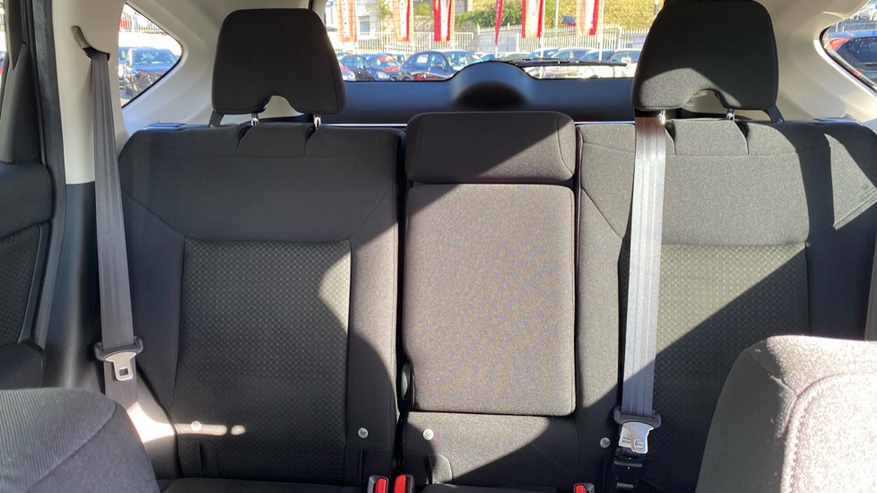 Honda CR-V 2.0 i-VTEC SE Plus 5dr 2WD [Nav] Petrol Estate - Image 15