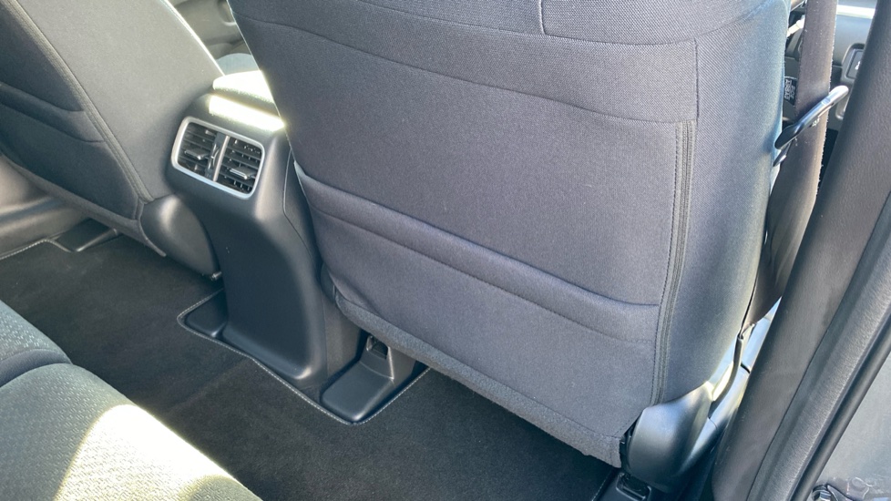Honda CR-V 2.0 i-VTEC SE Plus 5dr 2WD [Nav] Petrol Estate - Image 43