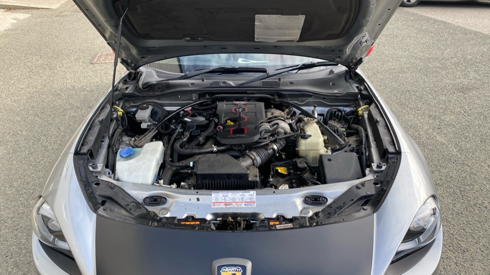 Abarth 124 Spider 1.4 T MultiAir 2dr Petrol Roadster - Image 8
