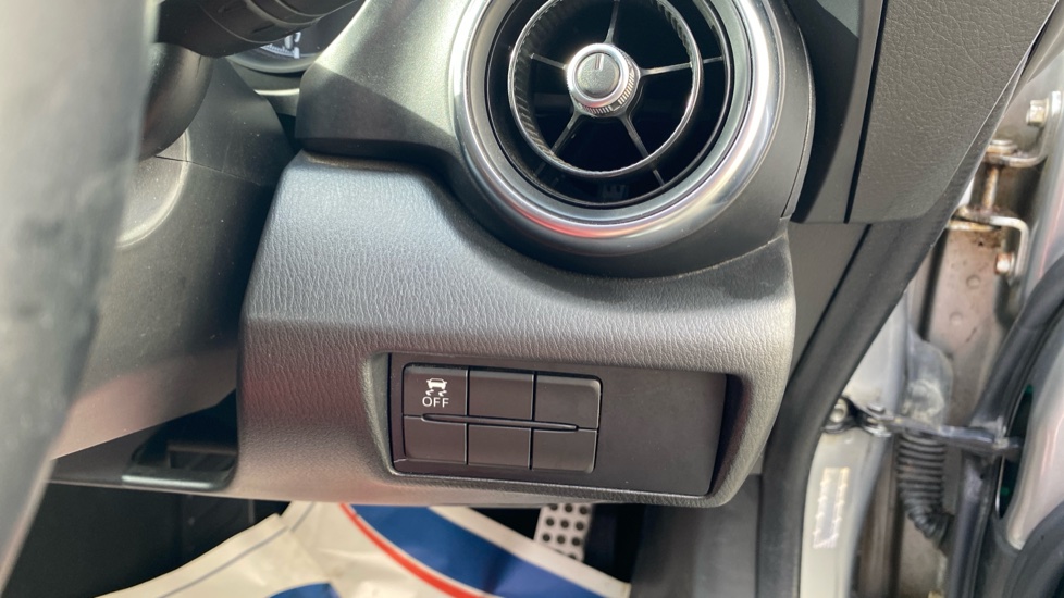 Abarth 124 Spider 1.4 T MultiAir 2dr Petrol Roadster - Image 34