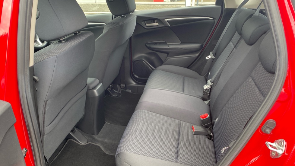 Honda Jazz 1.3 i-VTEC SE Navi 5dr CVT Petrol Hatchback - Image 16