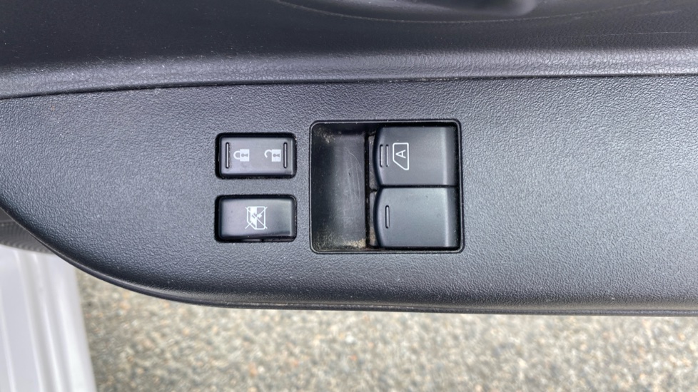 Nissan Micra 1.2 Vibe 5dr Petrol Hatchback - Image 26