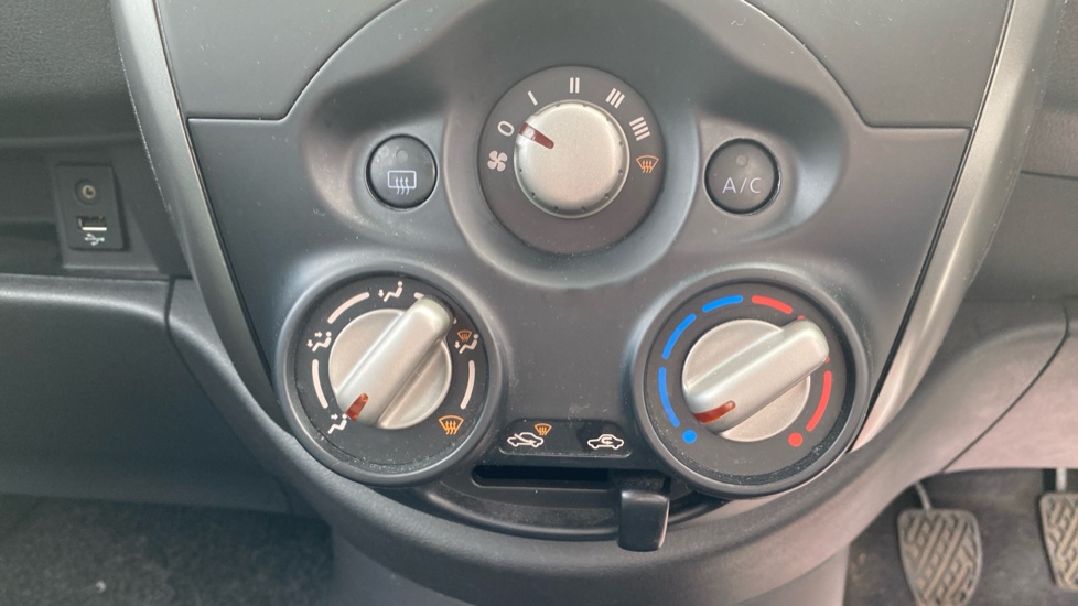 Nissan Micra 1.2 Vibe 5dr Petrol Hatchback - Image 33