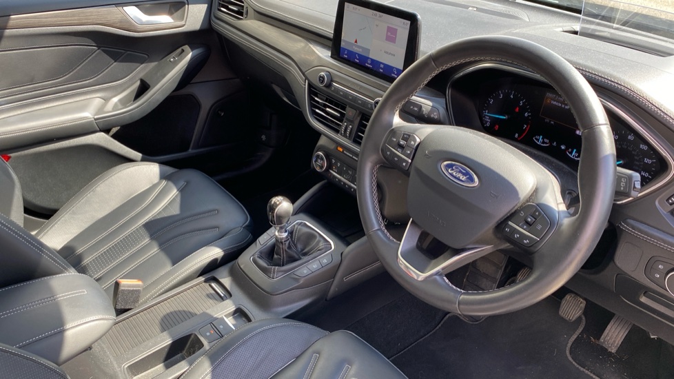 Ford Focus Vignale 1.0 EcoBoost 125 5dr Petrol Hatchback - Image 11