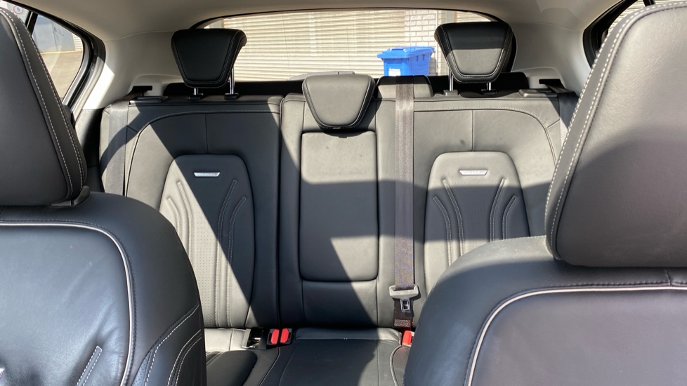 Ford Focus Vignale 1.0 EcoBoost 125 5dr Petrol Hatchback - Image 15