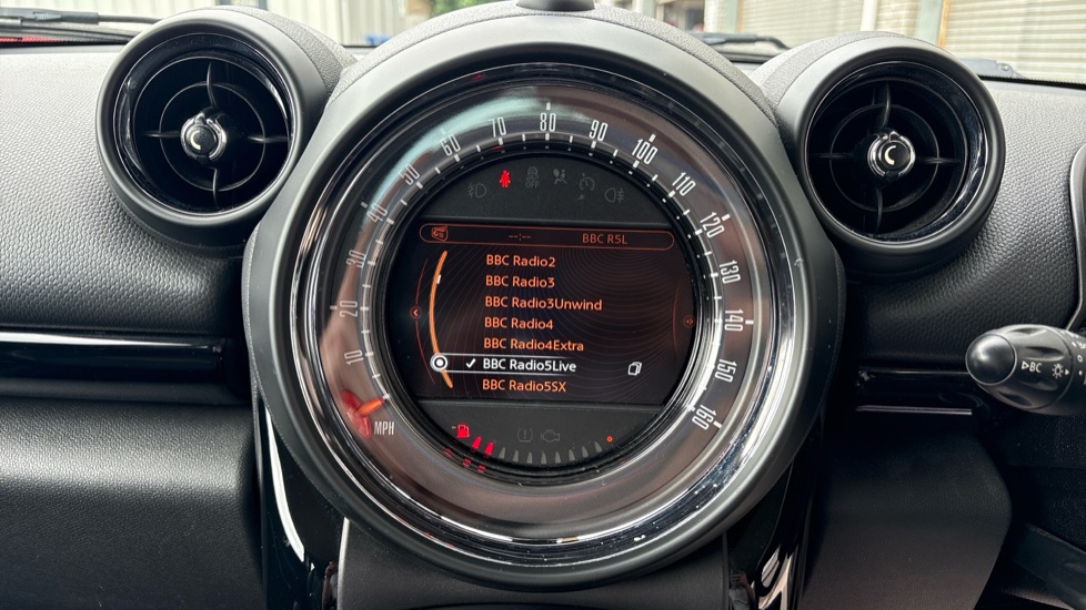 MINI Paceman 1.6 Cooper ALL4 3dr Petrol Coupe - Image 12