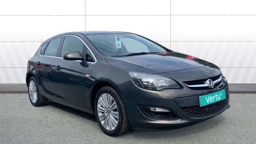 Vauxhall Astra 1.6i 16V Excite 5dr Petrol Hatchback - Image 1
