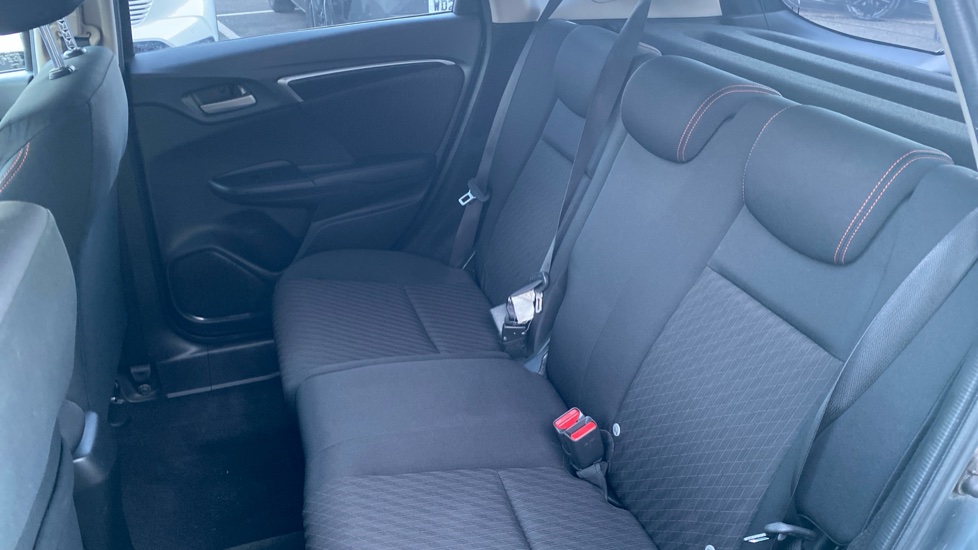 Honda Jazz 1.5 i-VTEC Sport 5dr Petrol Hatchback - Image 16