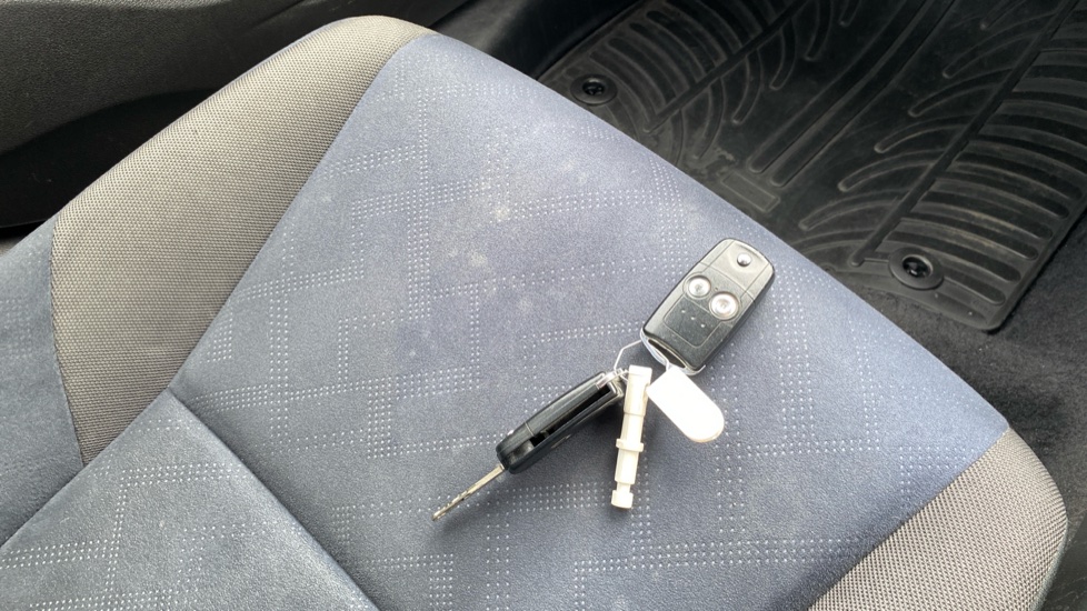 Honda Civic 1.8 i-VTEC ES-T 5dr Petrol Hatchback - Image 20