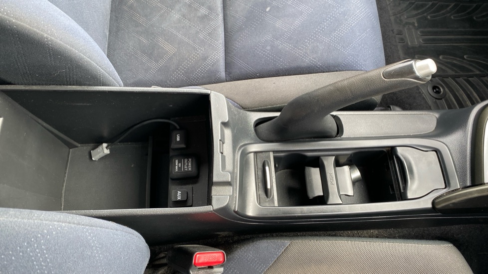 Honda Civic 1.8 i-VTEC ES-T 5dr Petrol Hatchback - Image 27