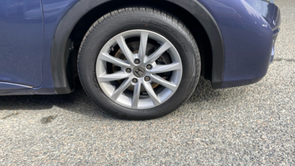 Honda Civic 1.6 i-DTEC SE Plus 5dr [Nav] Diesel Hatchback - Image 33