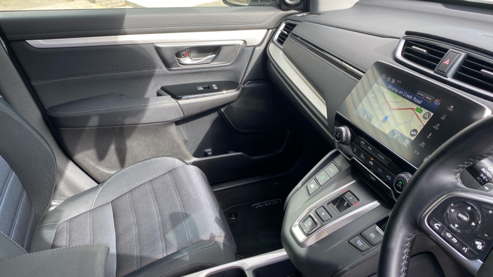 Honda CR-V 2.0 i-MMD Hybrid SE 2WD 5dr eCVT Hybrid Estate - Image 14
