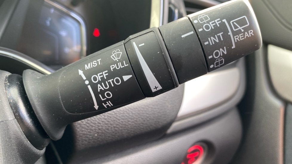 Honda CR-V 2.0 i-MMD Hybrid SE 2WD 5dr eCVT Hybrid Estate - Image 35