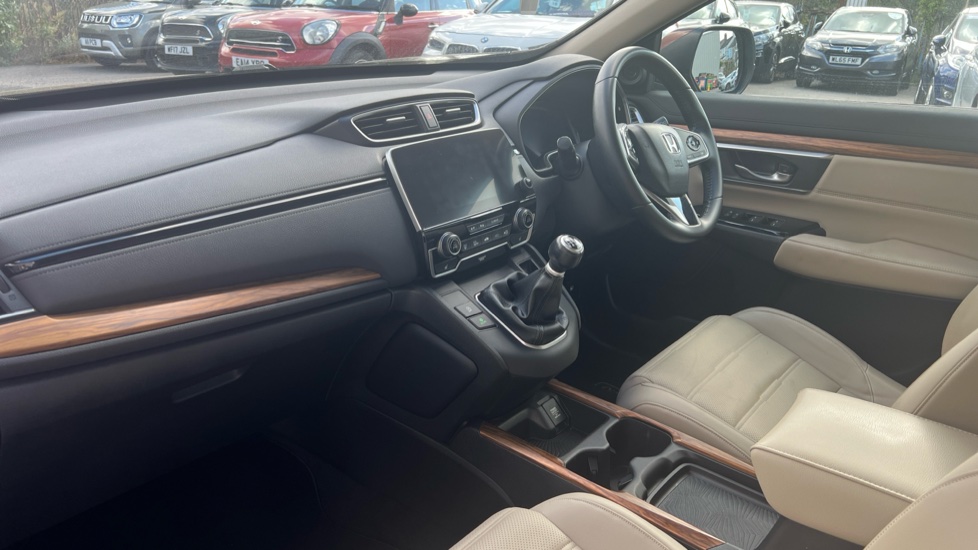 Honda CR-V 1.5 VTEC Turbo SR 5dr Petrol Estate - Image 9
