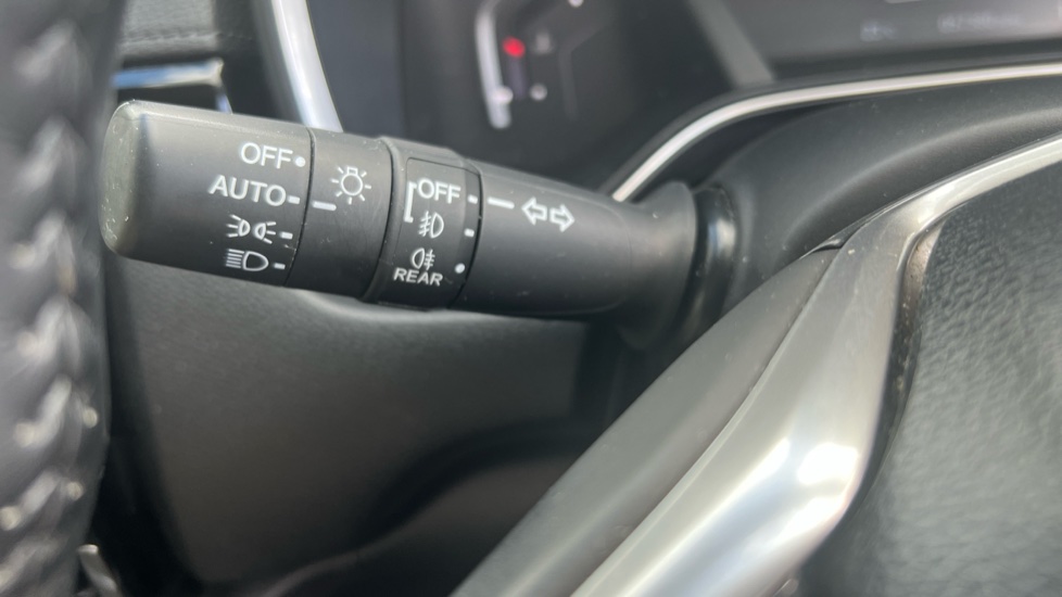 Honda CR-V 1.5 VTEC Turbo SR 5dr Petrol Estate - Image 24