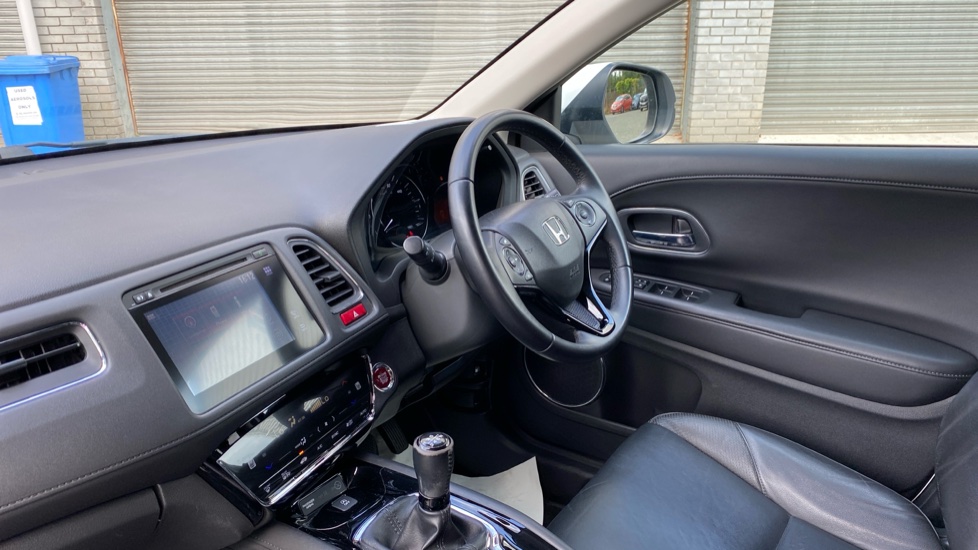 Honda HR-V 1.5 i-VTEC EX 5dr Petrol Hatchback - Image 9