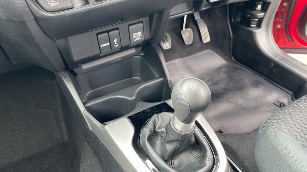Honda Jazz 1.3 i-VTEC SE Navi 5dr Petrol Hatchback - Image 13