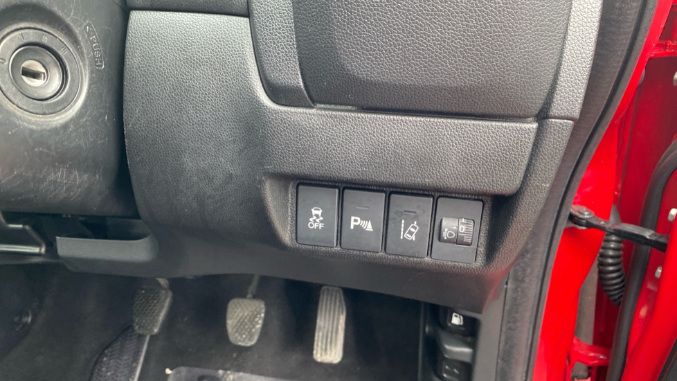 Honda Jazz 1.3 i-VTEC SE Navi 5dr Petrol Hatchback - Image 27