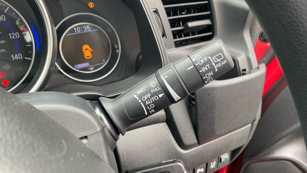 Honda Jazz 1.3 i-VTEC SE Navi 5dr Petrol Hatchback - Image 32