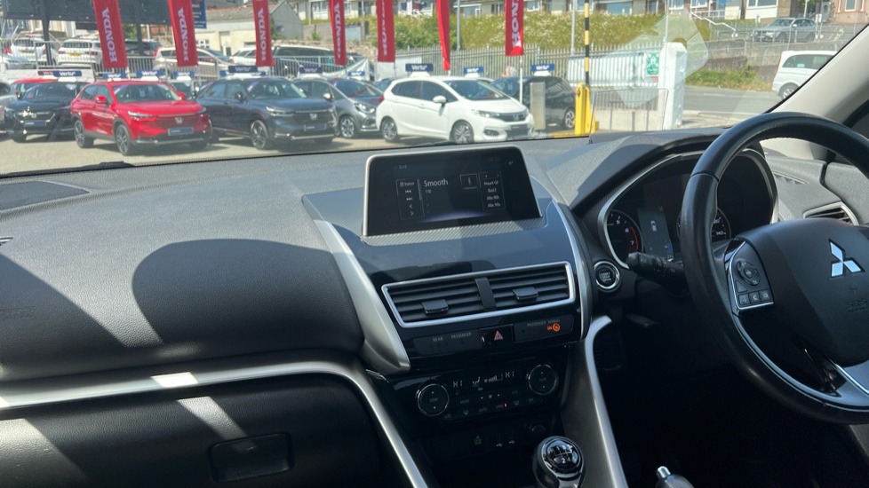 Mitsubishi Eclipse Cross 1.5 4 5dr Petrol Hatchback - Image 14