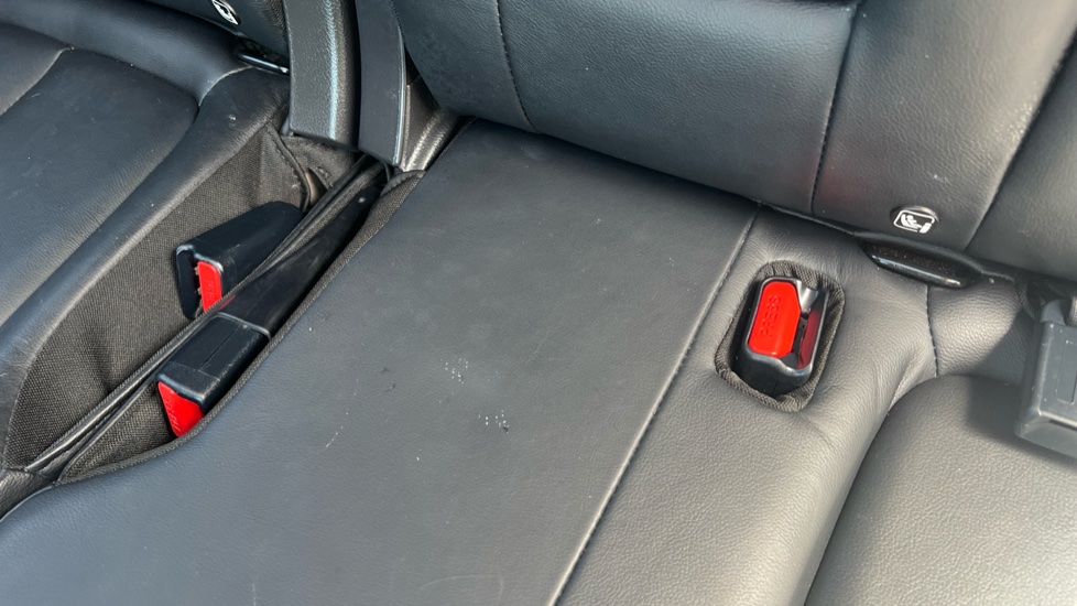 Mitsubishi Eclipse Cross 1.5 4 5dr Petrol Hatchback - Image 17