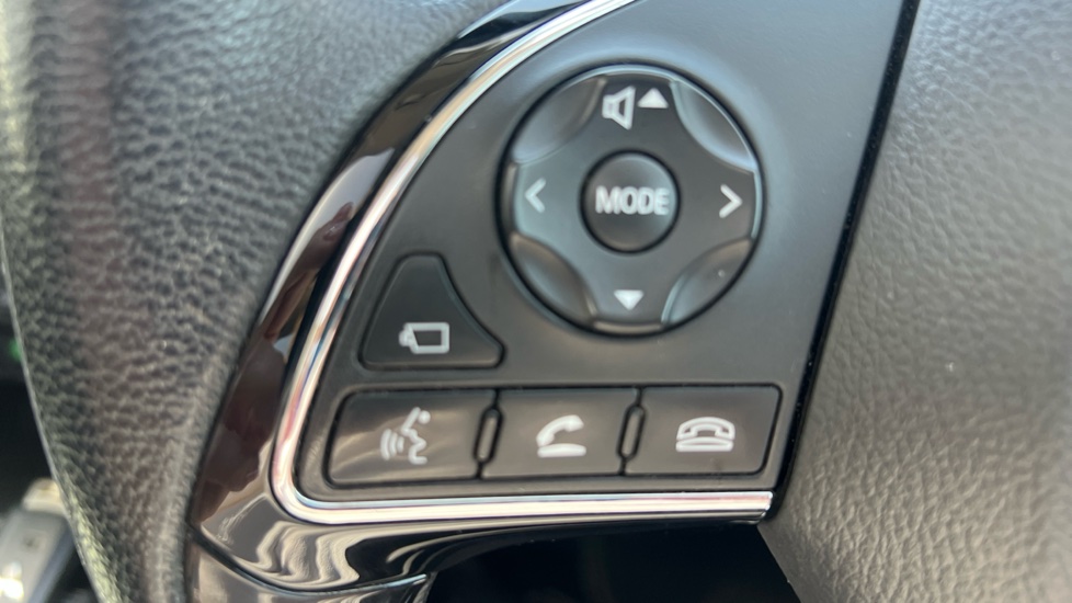 Mitsubishi Eclipse Cross 1.5 4 5dr Petrol Hatchback - Image 23
