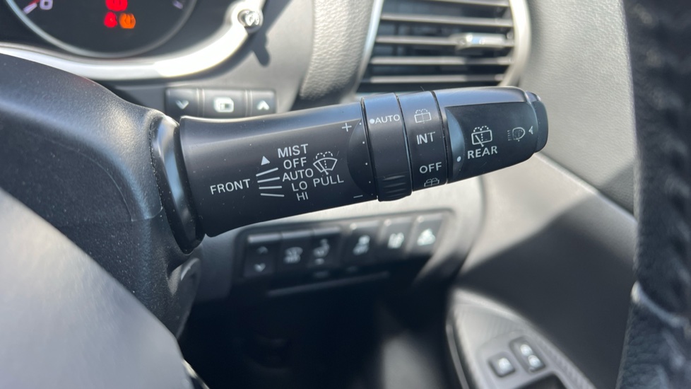 Mitsubishi Eclipse Cross 1.5 4 5dr Petrol Hatchback - Image 26
