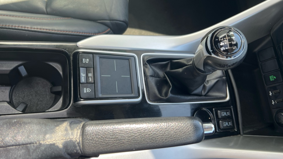 Mitsubishi Eclipse Cross 1.5 4 5dr Petrol Hatchback - Image 31