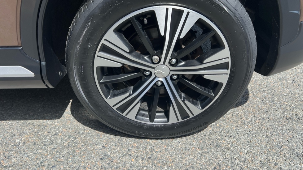 Mitsubishi Eclipse Cross 1.5 4 5dr Petrol Hatchback - Image 37