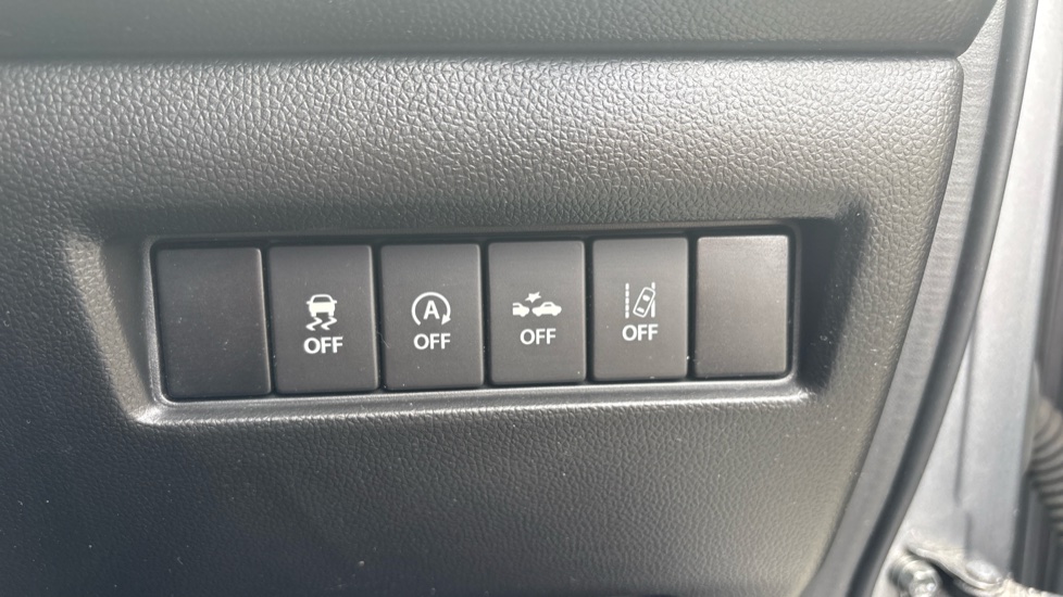 Suzuki Swift 1.0 Boosterjet SHVS SZ5 5dr Petrol Hatchback - Image 32