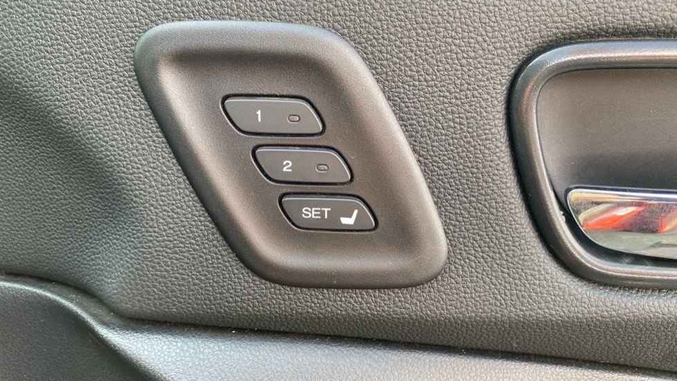 Honda CR-V 2.0 i-VTEC EX 5dr Auto Petrol Estate - Image 31