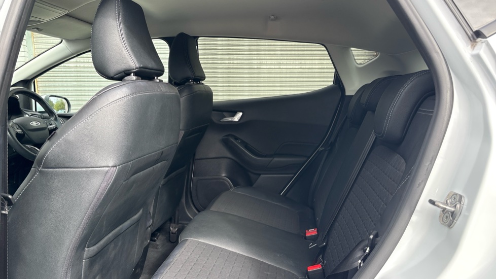 Ford Fiesta 1.0 EcoBoost 140 Active X 5dr Petrol Hatchback - Image 16