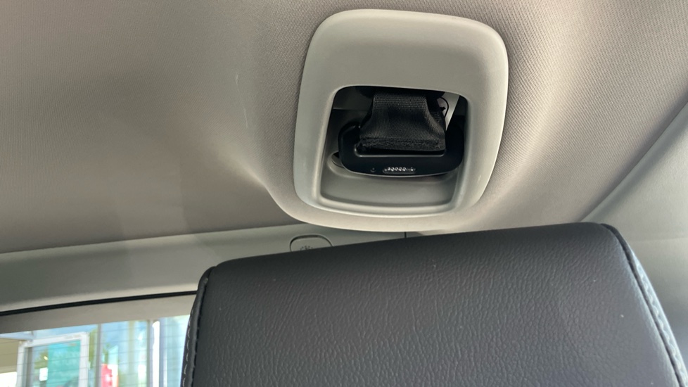 Honda CR-V 2.0 i-MMD Hybrid SR 5dr eCVT Hybrid Estate - Image 19